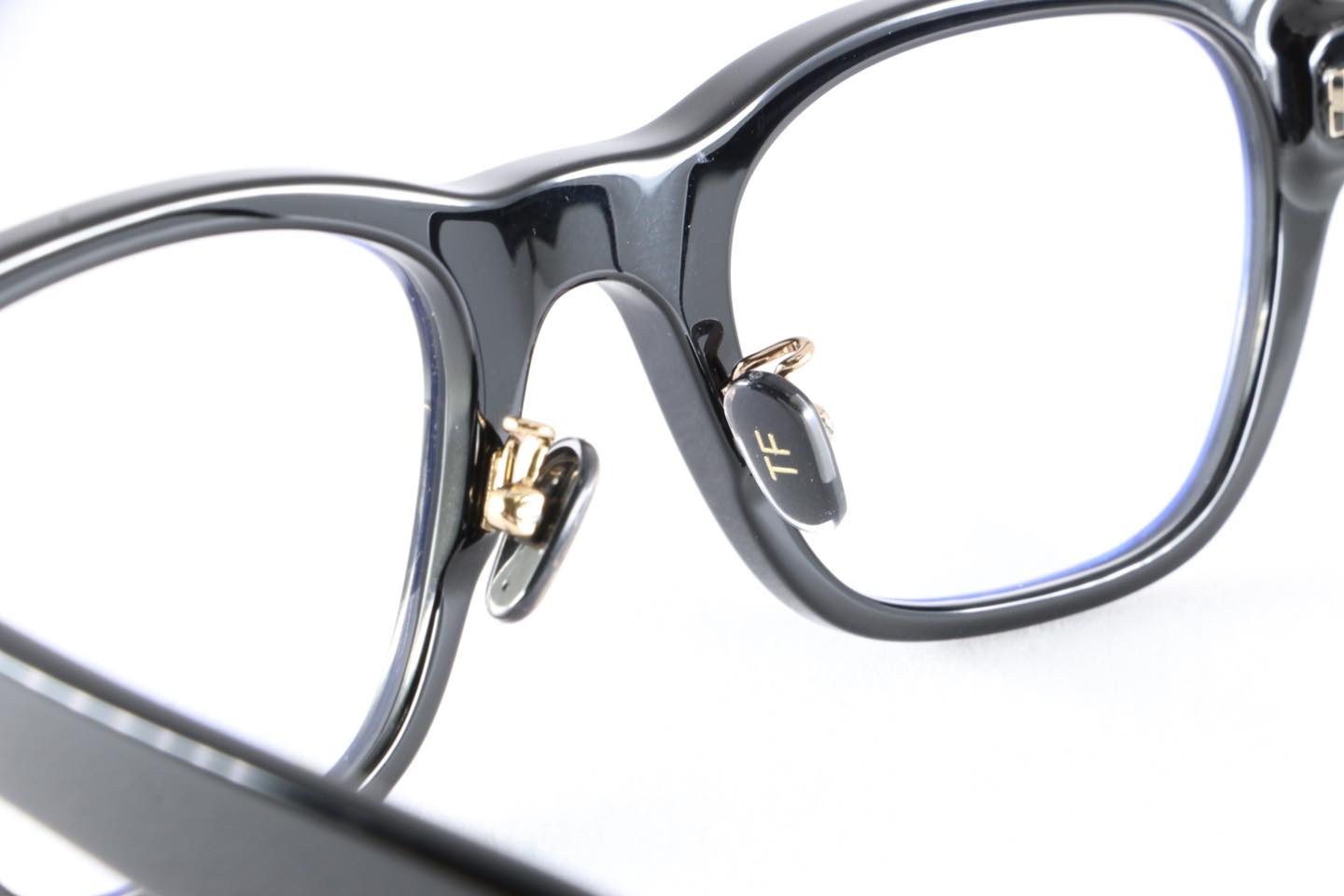 TOM FORD(トム フォード) 『FT-5782-DB』 西武店 - 村井メガネ